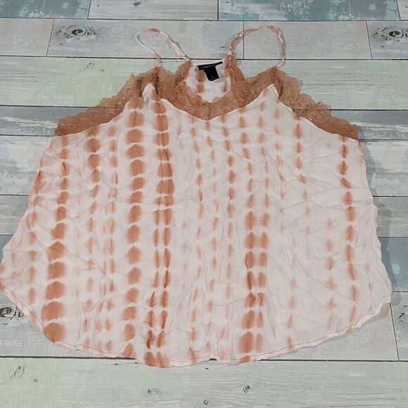 Daytrip Tie-Dye Tank Top sz Large - Picture 1 of 4